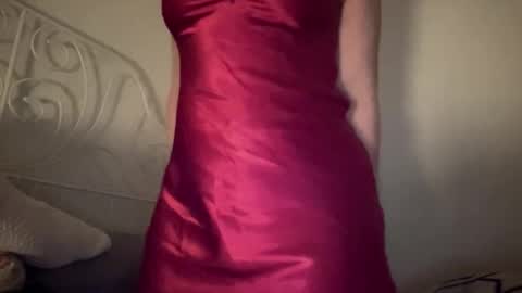 Snapshot of jellyblush chatting on 10.27.25 - online show from 10.27.25