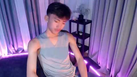 Snapshot of jemart_urnaughtboy chatting on 05.29.26 jemart_urnaughtboy online show from 05.29.26
