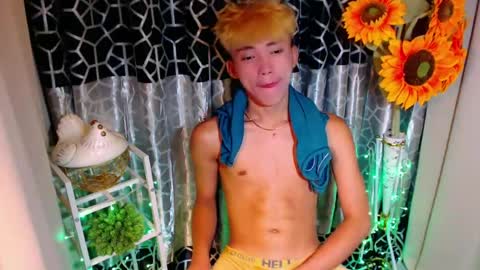 Snapshot of jemart_urnaughtboy chatting on 06.19.26 jemart_urnaughtboy online show from 06.19.26
