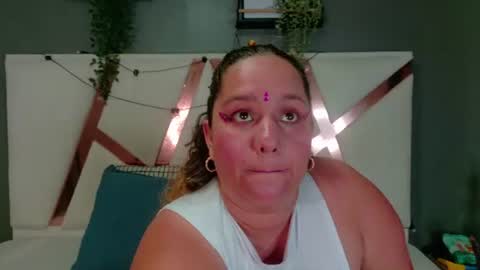 Snapshot of jenacooper__ chatting on 06.15.26 Jena online show from 06.15.26