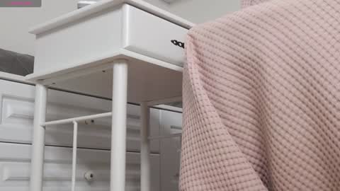 Jena  dont forget to thumbs up your rating is so important to me  online show from 12.06.24