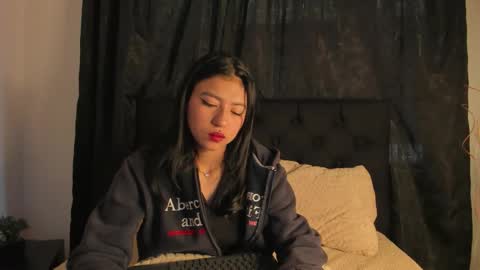 jeniferpowell_nm online show from 10.14.25