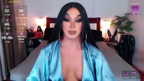 Queen Jenifer online show from 03.18.26