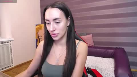 Kira online show from 10.20.25