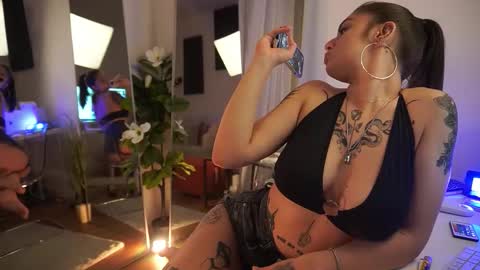 Snapshot of jeniffer_foxx chatting on 09.17.25 jeniffer_foxx online show from 09.17.25
