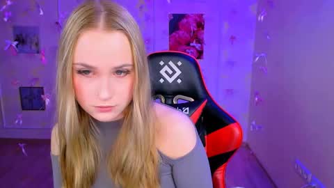 Jenny online show from 05.10.26