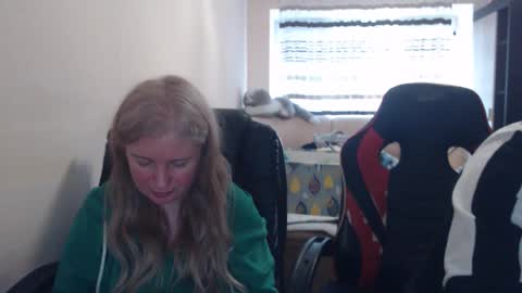 JenisAndPeter online show from 04.15.26