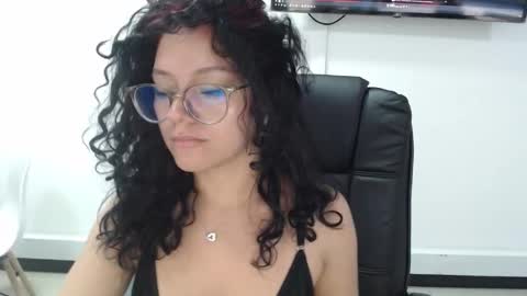 jenn online show from 12.18.25