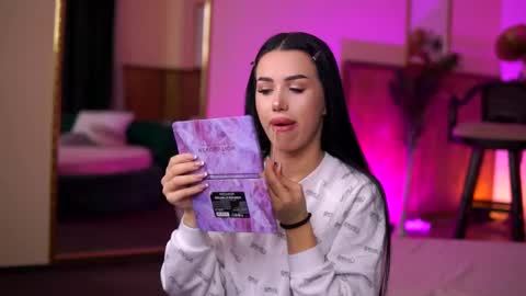 jenna_day online show from 02.14.25