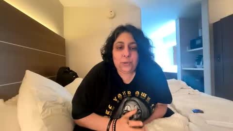  Dragon Queen. Be my Dragon --  and  online show from 10.05.25