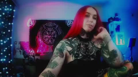 Snapshot of jennalovvee chatting on 05.20.26 Mrs. Jenna online show from 05.20.26