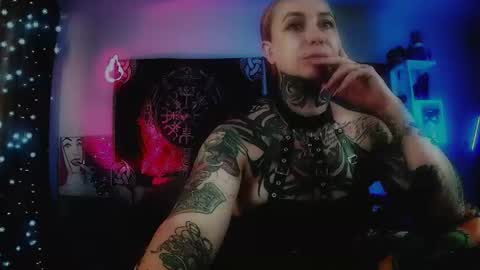 Snapshot of jennalovvee chatting on 06.23.26 Mrs. Jenna online show from 06.23.26