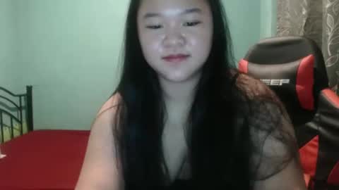 Snapshot of jennalyn_19 chatting on 03.10.25 jennalyn_19 online show from 03.10.25