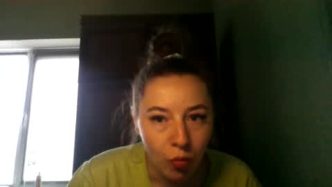 Snapshot of jennamolbertyy chatting on 07.14.26 JennaMolbertyy online show from 07.14.26