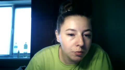 Snapshot of jennamolbertyy chatting on 07.15.26 JennaMolbertyy online show from 07.15.26