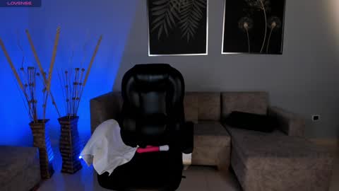 Jenna Olson  online show from 02.06.25