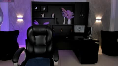 Jenna Olson  online show from 05.31.26