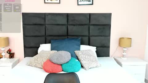 Snapshot of jenner_madison chatting on 01.08.26 jenner_madison online show from 01.08.26