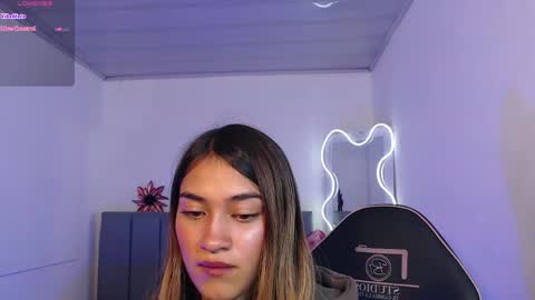Snapshot of jenner_tay chatting on 05.31.26 jenner online show from 05.31.26