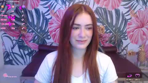 Snapshot of jenni_arango chatting on 06.10.26 Jenny online show from 06.10.26