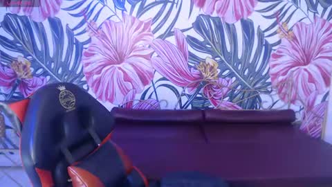 Snapshot of jenni_arango chatting on 06.18.26 Jenny online show from 06.18.26