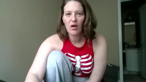 Snapshot of jennibean6996 chatting on 01.05.25 Jennibean6996 online show from 01.05.25