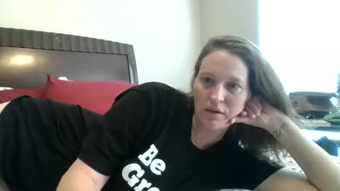 Snapshot of jennibean6996 chatting on 10.05.25 Jennibean6996 online show from 10.05.25