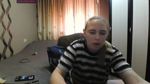Snapshot of jennideep chatting on 04.12.26 JenniDeep online show from 04.12.26
