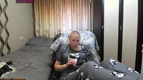 Snapshot of jennideep chatting on 04.27.26 JenniDeep online show from 04.27.26