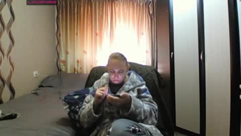 Snapshot of jennideep chatting on 04.30.26 JenniDeep online show from 04.30.26