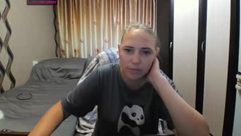 Snapshot of jennideep chatting on 06.03.26 JenniDeep online show from 06.03.26