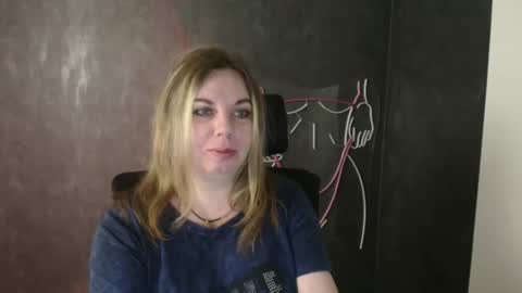 Jennifer online show from 10.02.25