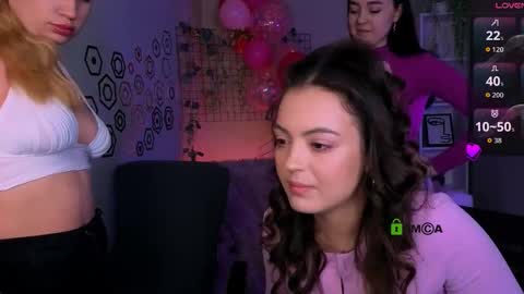 Snapshot of jennifer_sheil chatting on 02.27.26 jennifer_sheil online show from 02.27.26