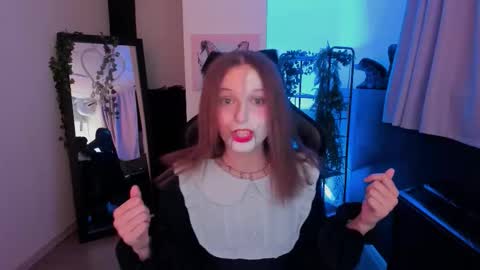 Snapshot of jenniferkiim chatting on 10.31.25 jenniferkiim online show from 10.31.25