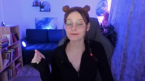 Snapshot of jenniferkiim chatting on 02.23.26 jenniferkiim online show from 02.23.26