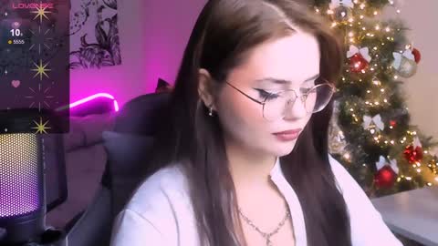 Snapshot of jenniferwandis77 chatting on 12.28.24 Jenni online show from 12.28.24