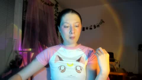 Jennifer Jenny Darling   online show from 04.05.26