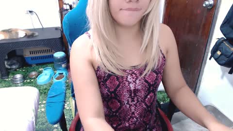 Snapshot of jenny_fromphil chatting on 01.17.25 Jenny online show from 01.17.25