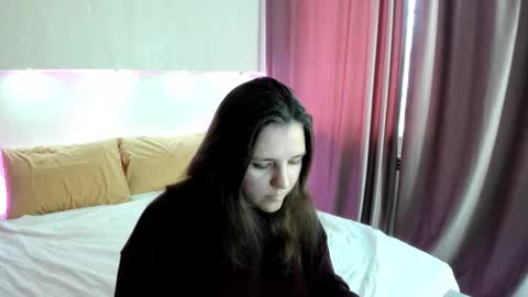 Jenny online show from 11.05.25