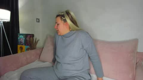 Jenny online show from 02.24.26