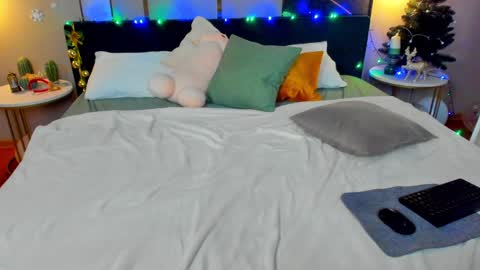 Jennt online show from 01.22.25