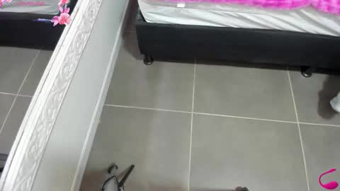 jenny_stark online show from 11.17.25