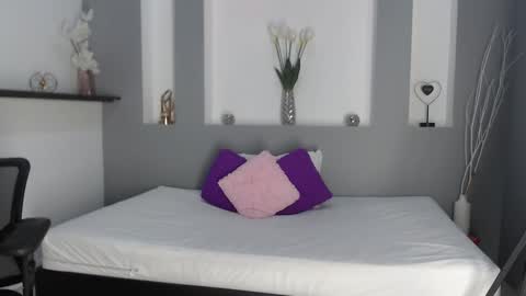 jenny_towers online show from 03.02.25