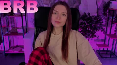 Snapshot of jennydens chatting on 01.02.25 Jenny NO Nude online show from 01.02.25