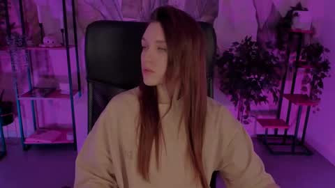 Snapshot of jennydens chatting on 03.12.25 Jenny NO Nude online show from 03.12.25