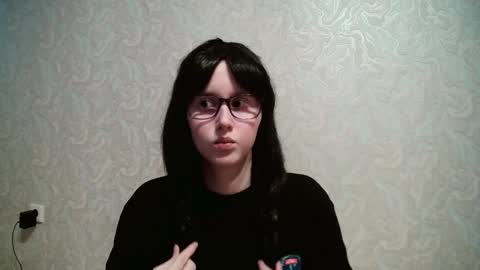 JennyOlset online show from 03.05.25