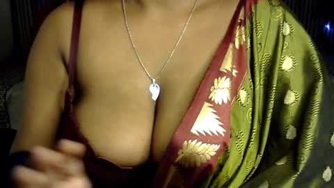 Snapshot of jennysinghaniya chatting on 12.14.24 jenny online show from 12.14.24