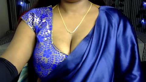 Snapshot of jennysinghaniya chatting on 12.19.24 jenny online show from 12.19.24