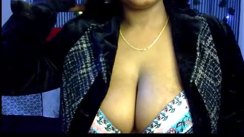 Snapshot of jennysinghaniya chatting on 01.11.25 jenny online show from 01.11.25
