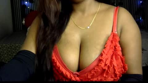 Snapshot of jennysinghaniya chatting on 03.10.25 jenny online show from 03.10.25